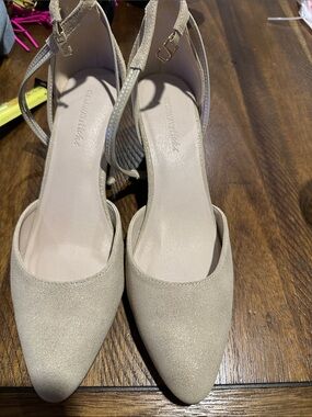 Tan Pointed Toe Slingback Heels
